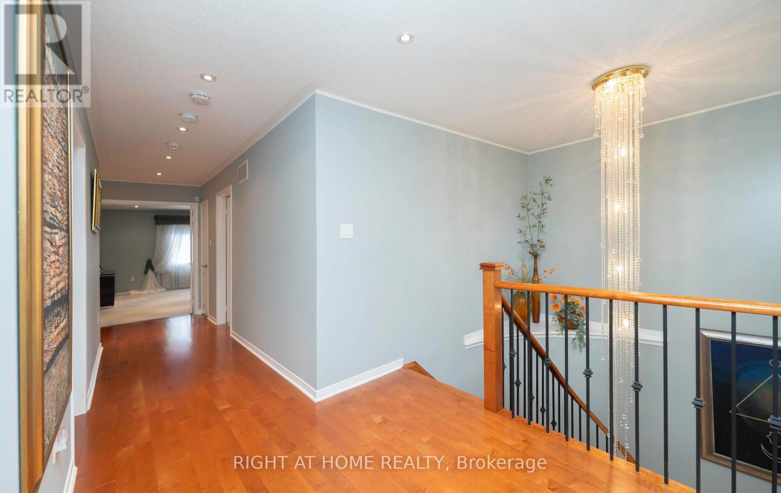 84 Verdi Road, Richmond Hill, Ontario  L4E 4P6 - Photo 11 - N12395854