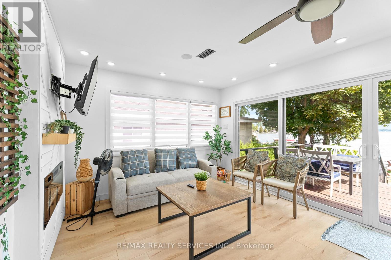 2305 Crystal Beach Road, Innisfil (Alcona), Ontario  L9S 3W8 - Photo 13 - N12397717