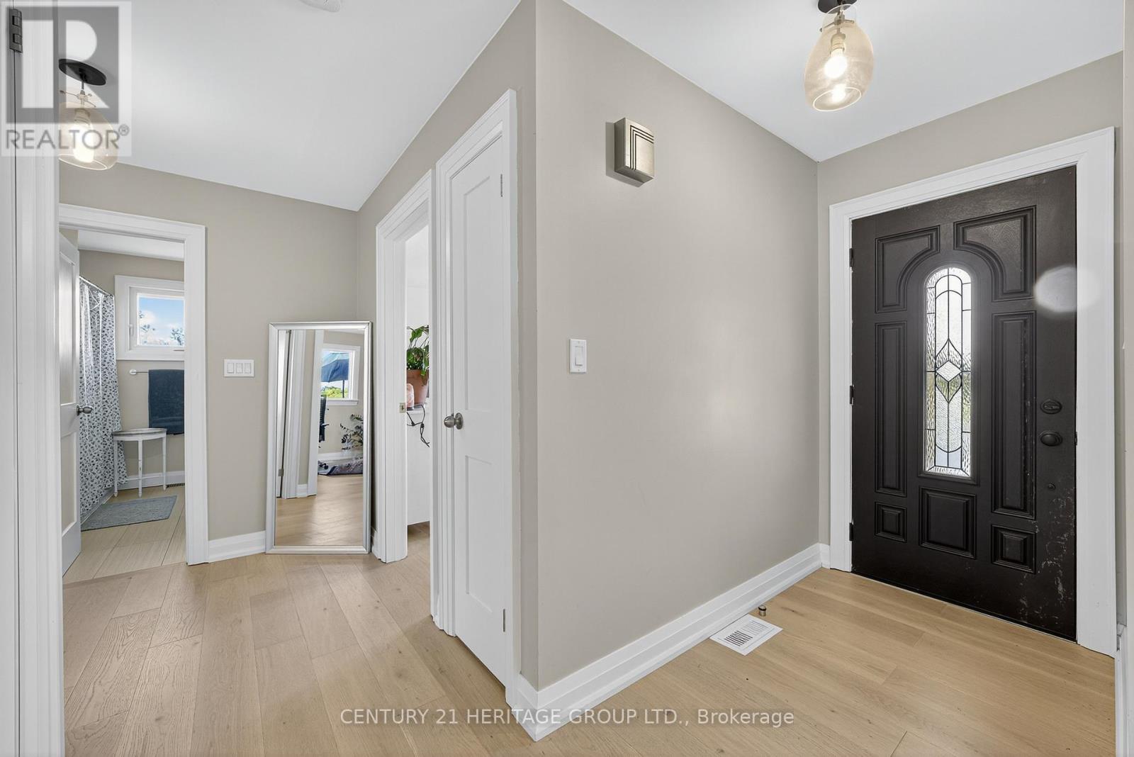 Lorem Ipsum Do, East Gwillimbury, Ontario  L0G  - Photo 7 - DEMO28856527