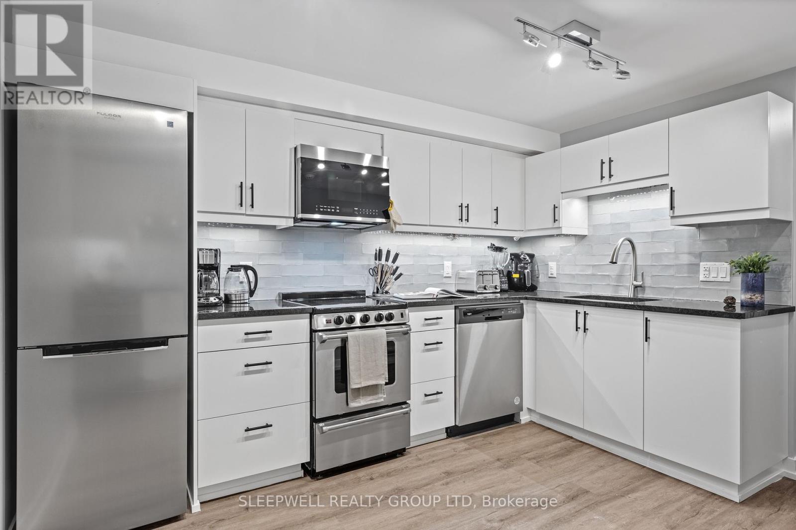 146-160 Osgoode Street, Ottawa, Ontario  K1N 6S6 - Photo 34 - X12401678