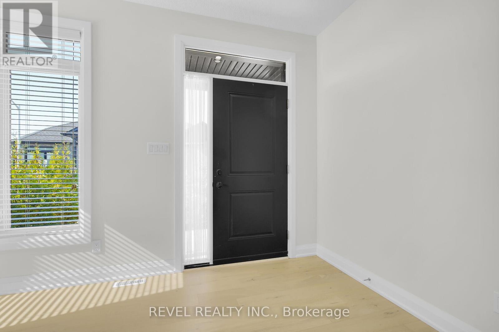 21 - 383 Daventry Way, Middlesex Centre, Ontario  N0L 1R0 - Photo 2 - X12401669