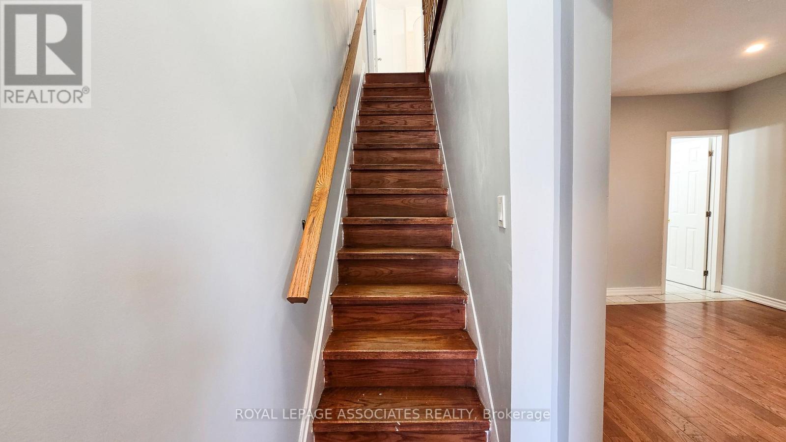 455 Main Street W, Hamilton, Ontario  L8P 1K5 - Photo 12 - X12401672