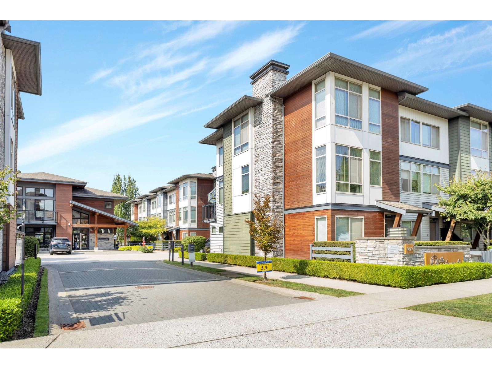 10 8473 163 STREET, Surrey, British Columbia