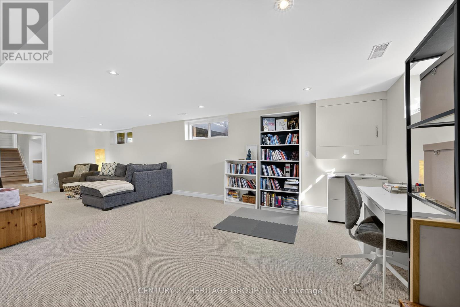 Lorem Ipsum Do, East Gwillimbury, Ontario  L0G  - Photo 37 - DEMO28856527