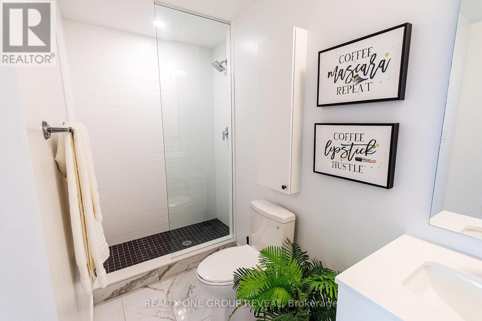 913 - 2799 Kingston Road, Toronto, Ontario  M1M 0E3 - Photo 9 - E12401682
