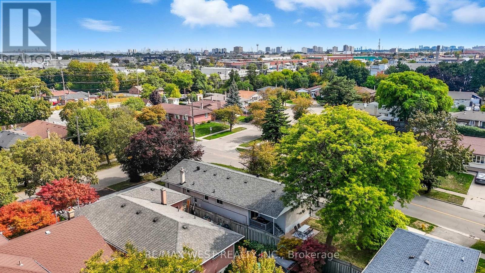204 Jeffcoat Drive, Toronto, Ontario  M9W 3C9 - Photo 40 - W12401693