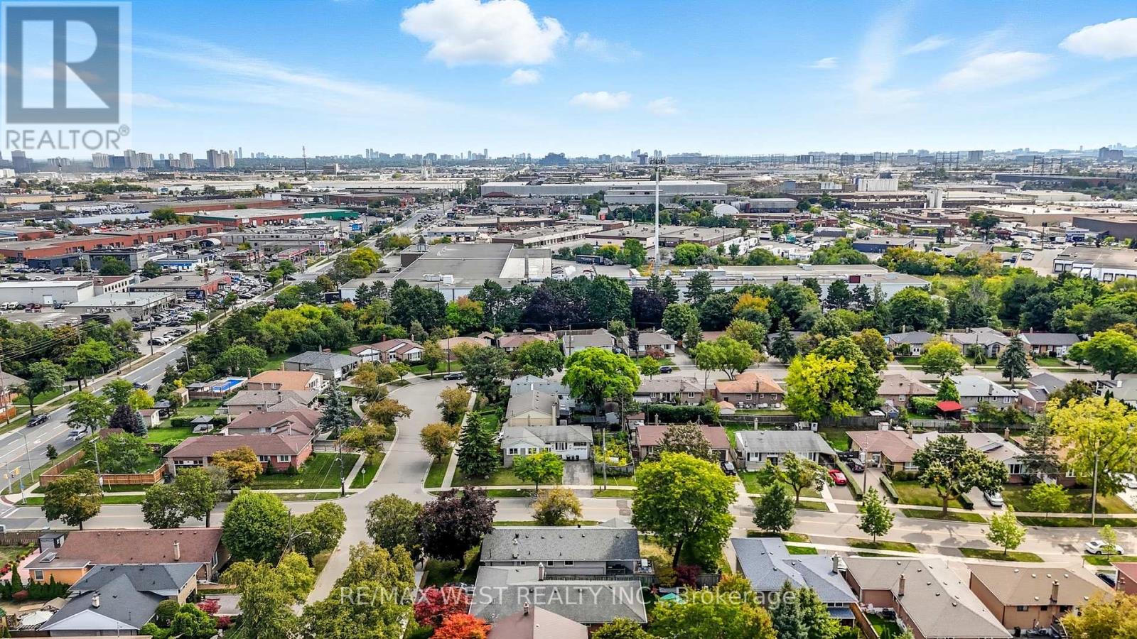 204 Jeffcoat Drive, Toronto, Ontario  M9W 3C9 - Photo 44 - W12401693