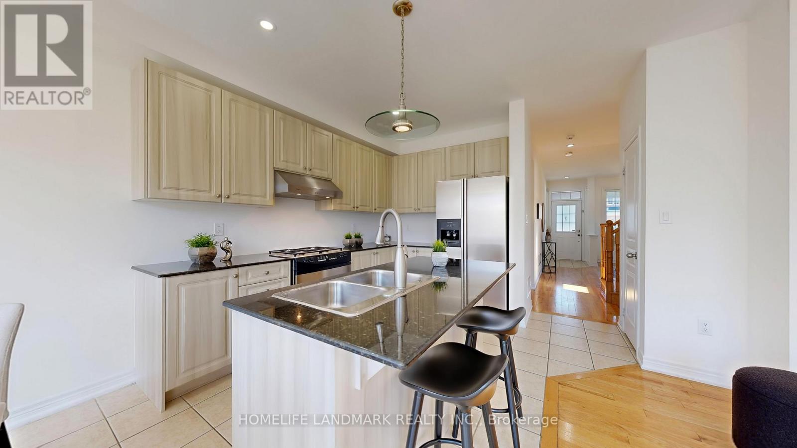 116 Pelee Avenue, Vaughan, Ontario  L4H 3Z2 - Photo 9 - N12401698