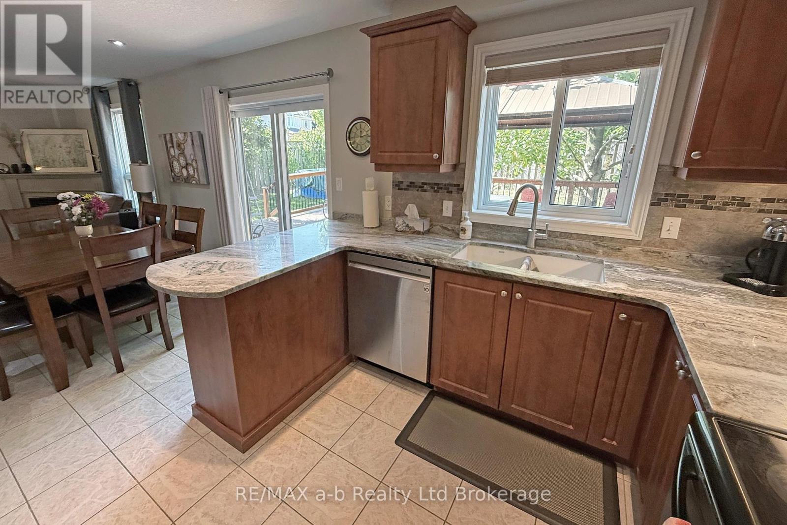 501 Tatham Boulevard, Woodstock, Ontario  N4T 0A7 - Photo 19 - X12401699