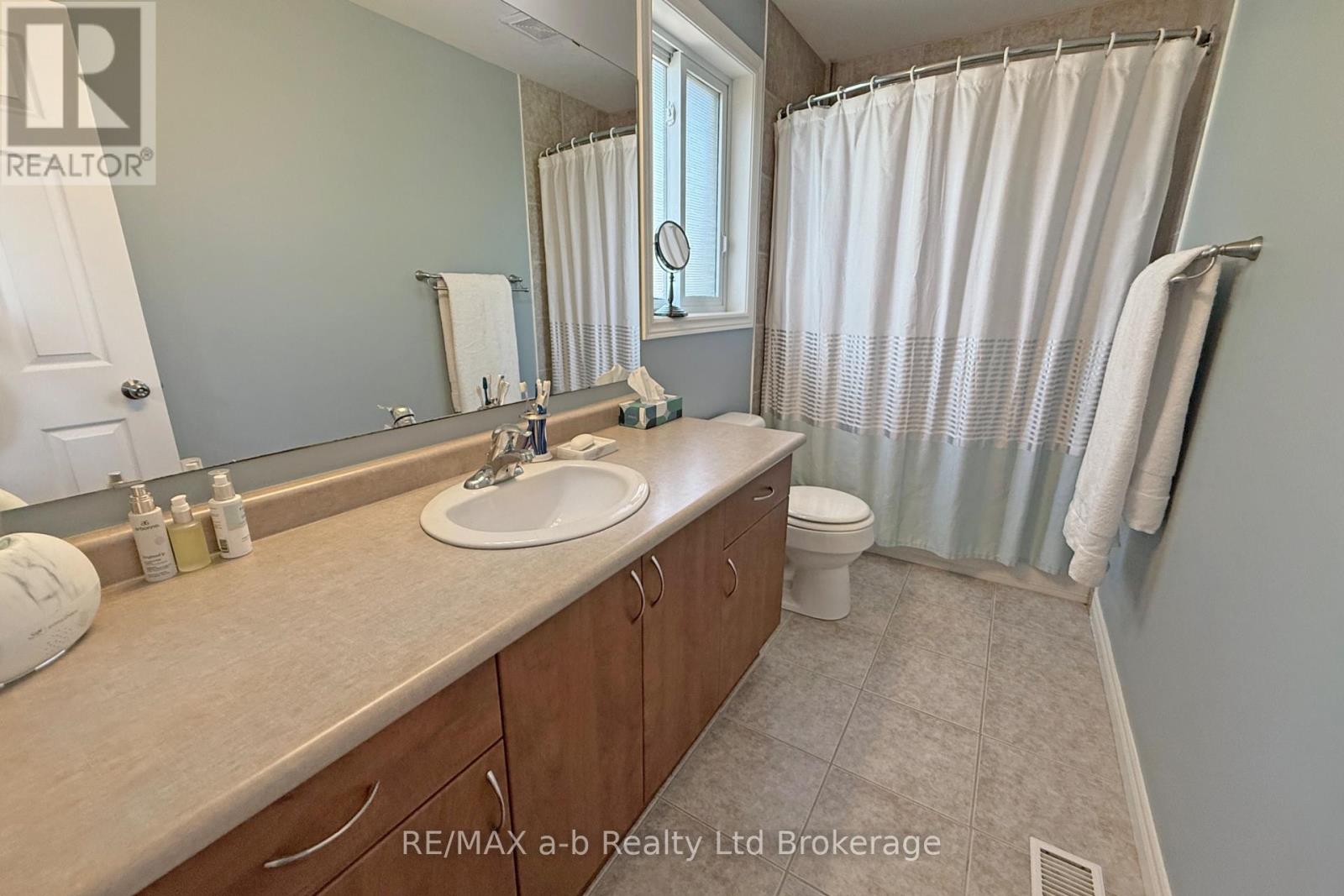 501 Tatham Boulevard, Woodstock, Ontario  N4T 0A7 - Photo 25 - X12401699