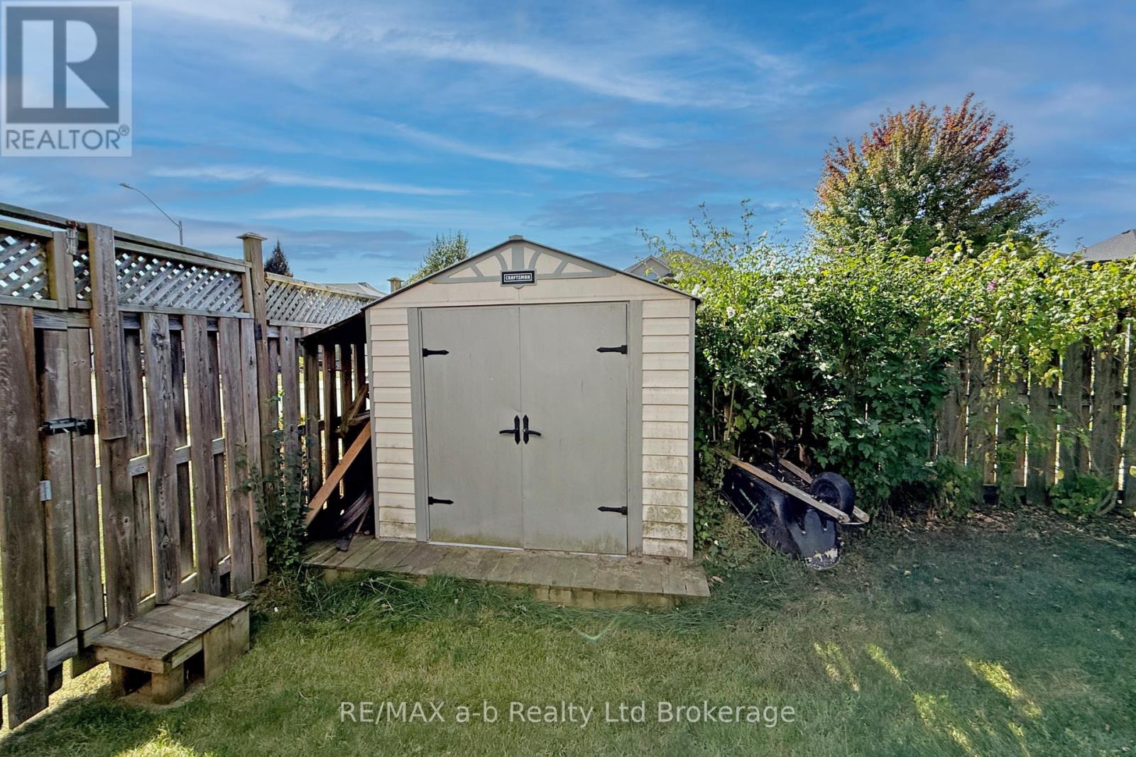 501 Tatham Boulevard, Woodstock, Ontario  N4T 0A7 - Photo 46 - X12401699