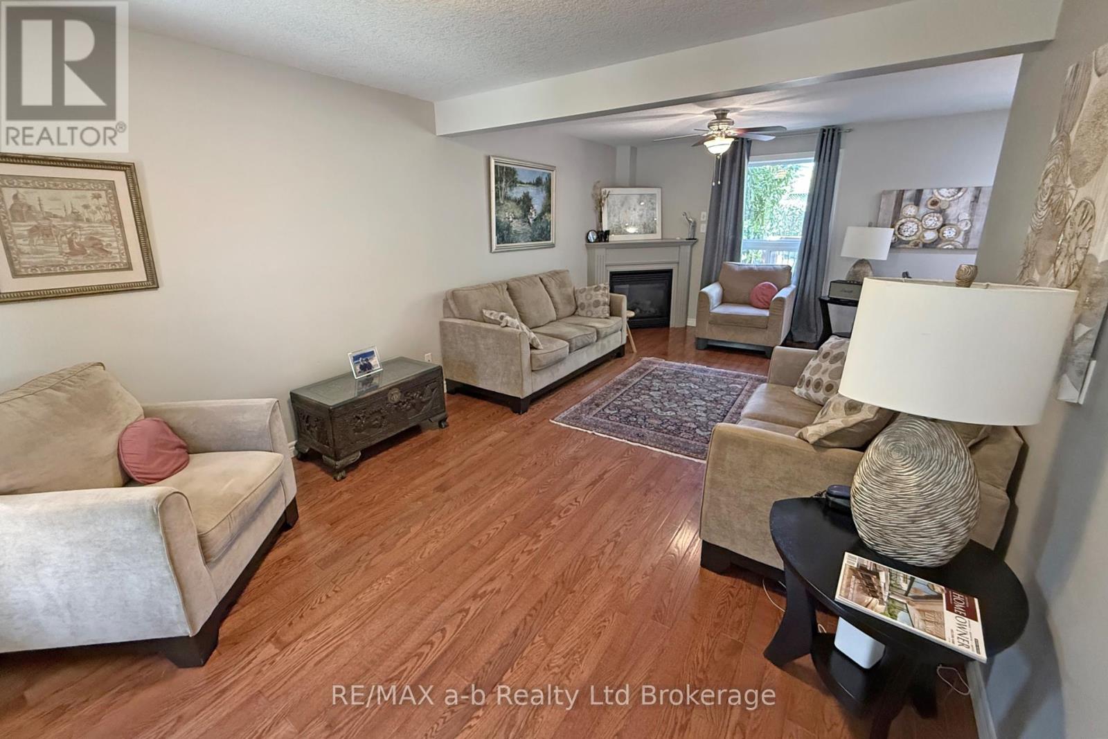 501 Tatham Boulevard, Woodstock, Ontario  N4T 0A7 - Photo 9 - X12401699