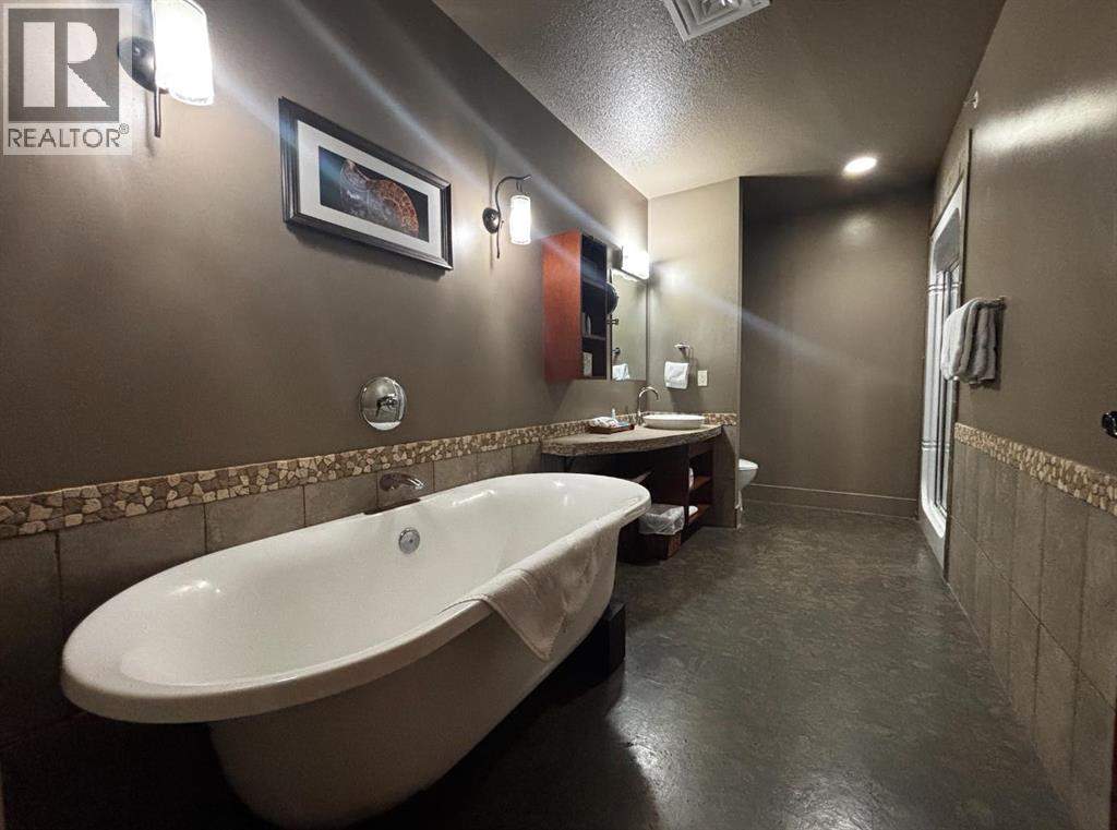 413j, 173 Kananaskis Way, Canmore, Alberta  T1W 0A3 - Photo 20 - A2256478