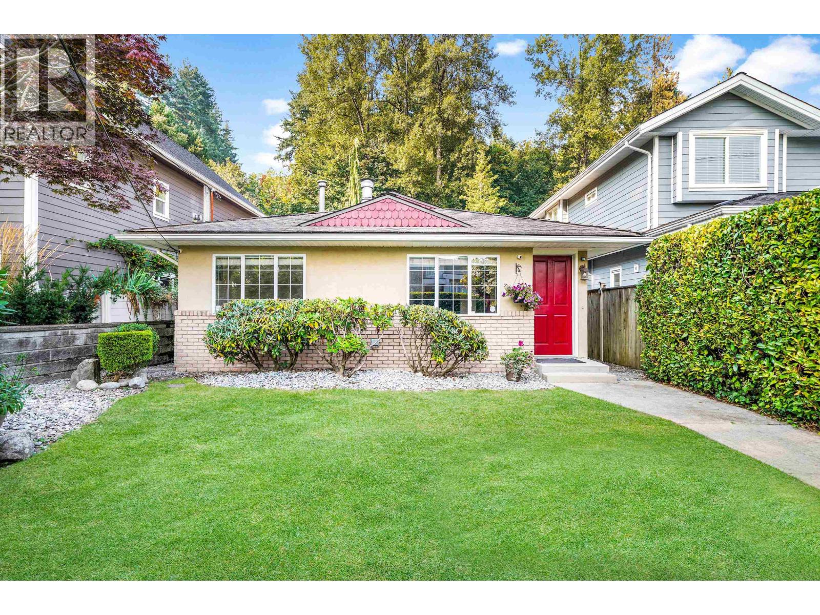 Property at 1412 HOPE ROAD image 2