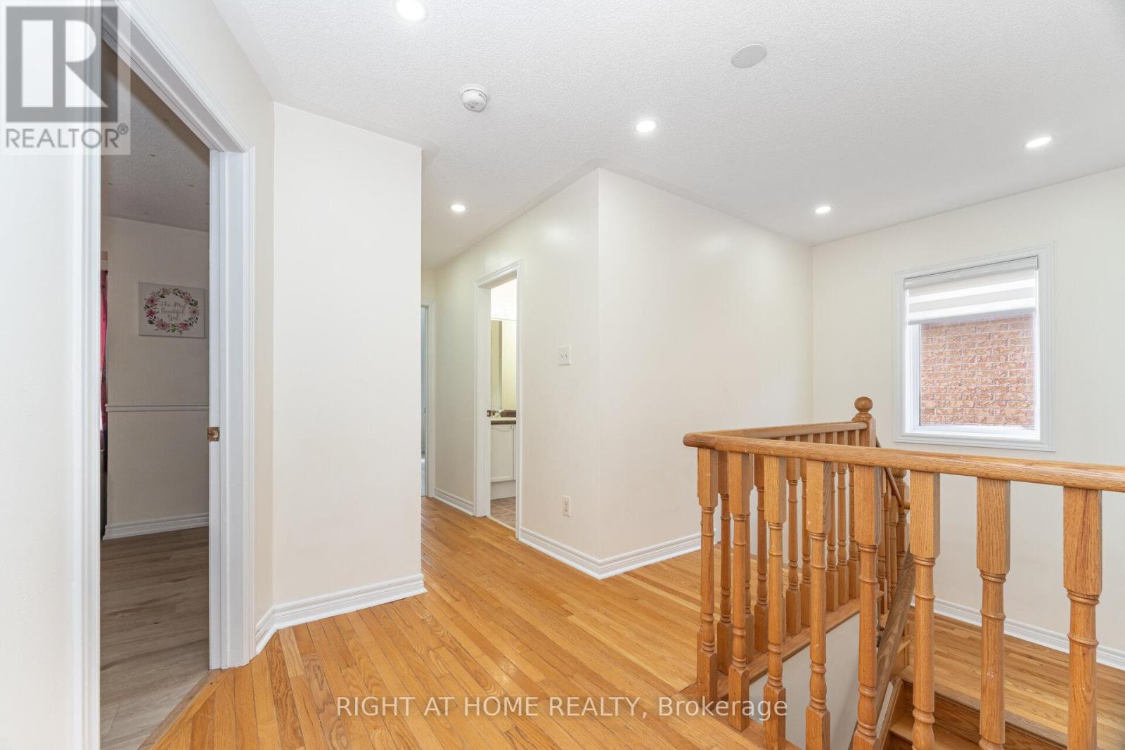 2 Melrose Gardens, Brampton (Snelgrove), Ontario  L7A 1J7 - Photo 25 - W12401704