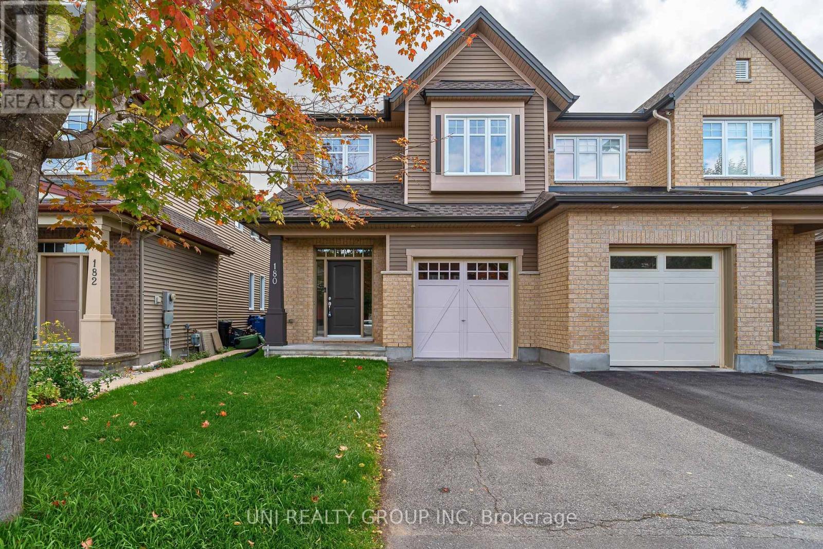 180 HIGHBURY PARK DRIVE, Ottawa, Ontario