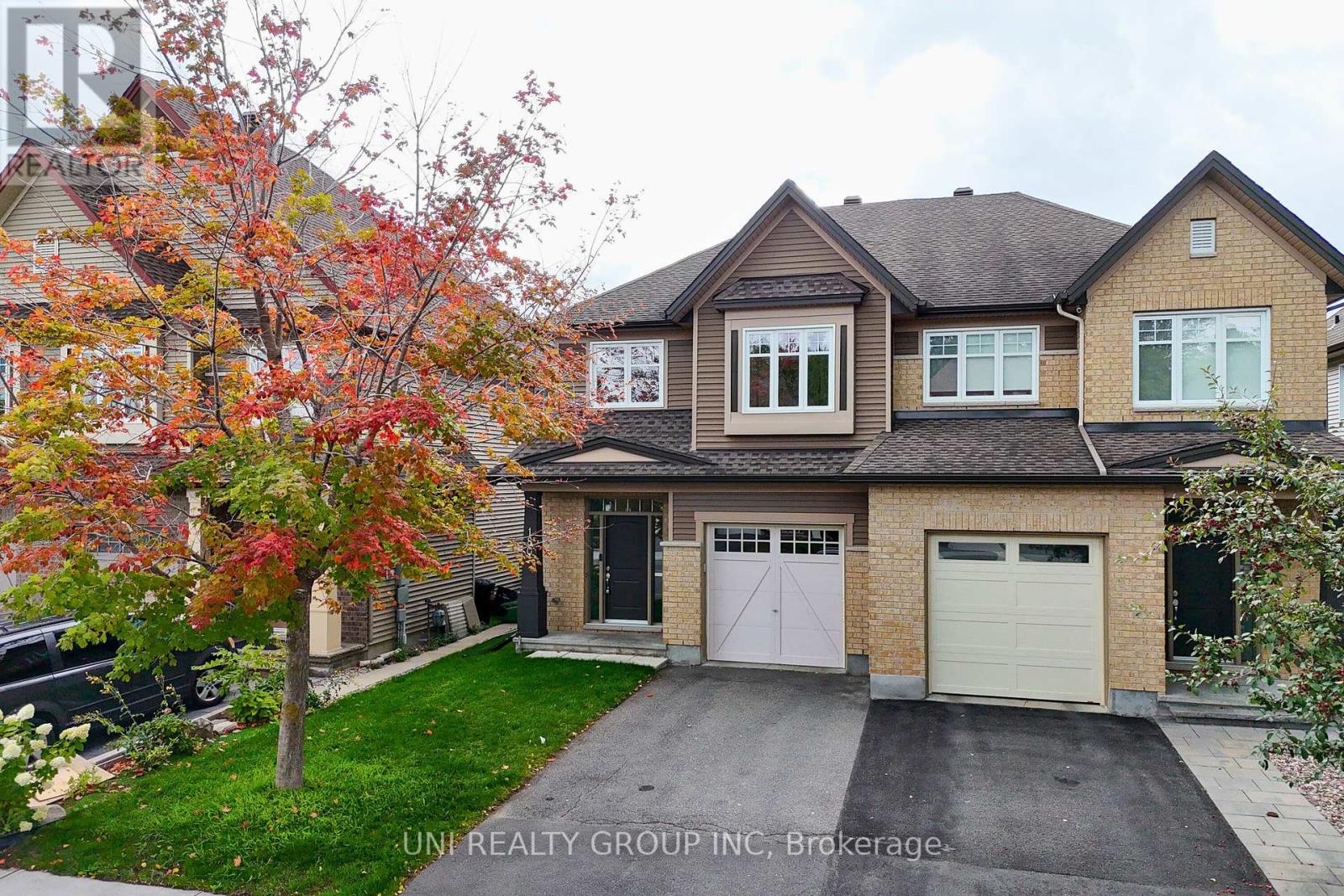180 Highbury Park Drive, Ottawa, Ontario  K2J 5Y1 - Photo 2 - X12401715