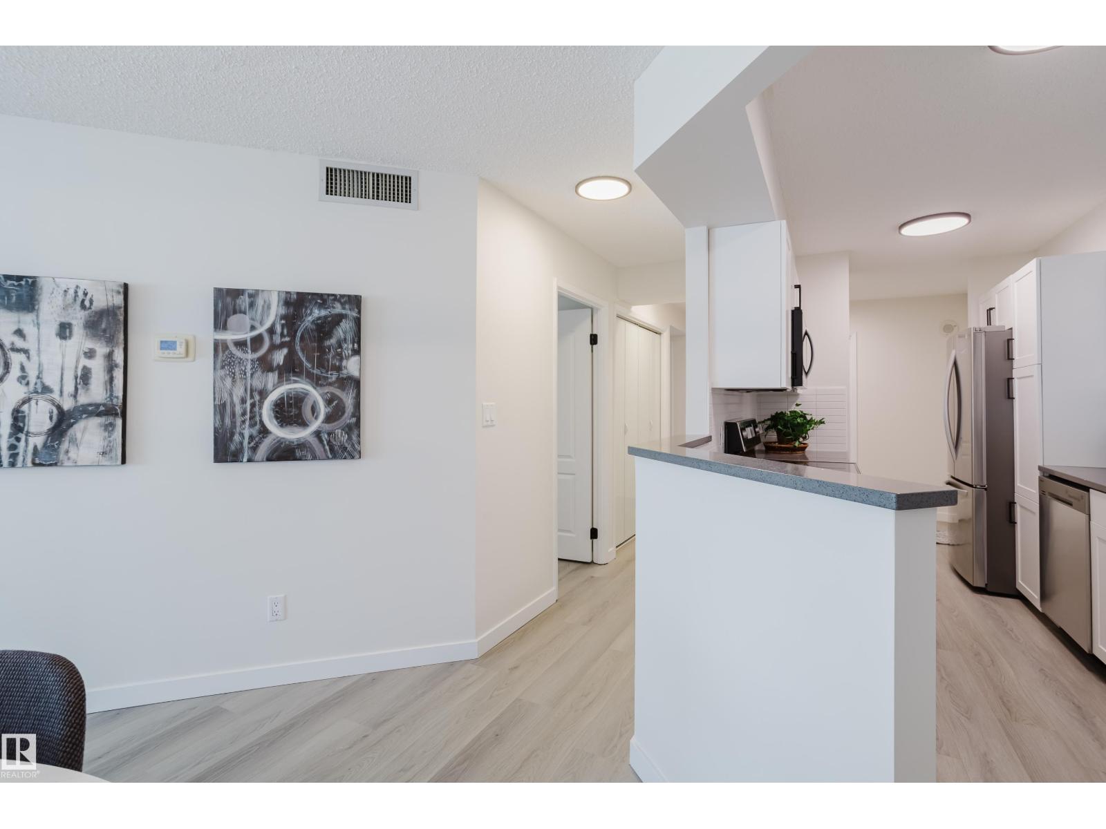 #304 10130 114 St Nw, Edmonton, Alberta  T5K 2S6 - Photo 11 - E4457635