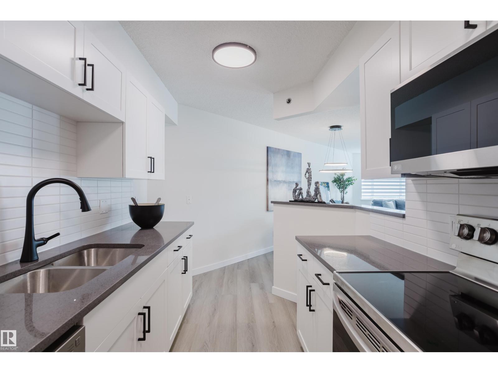 #304 10130 114 St Nw, Edmonton, Alberta  T5K 2S6 - Photo 14 - E4457635