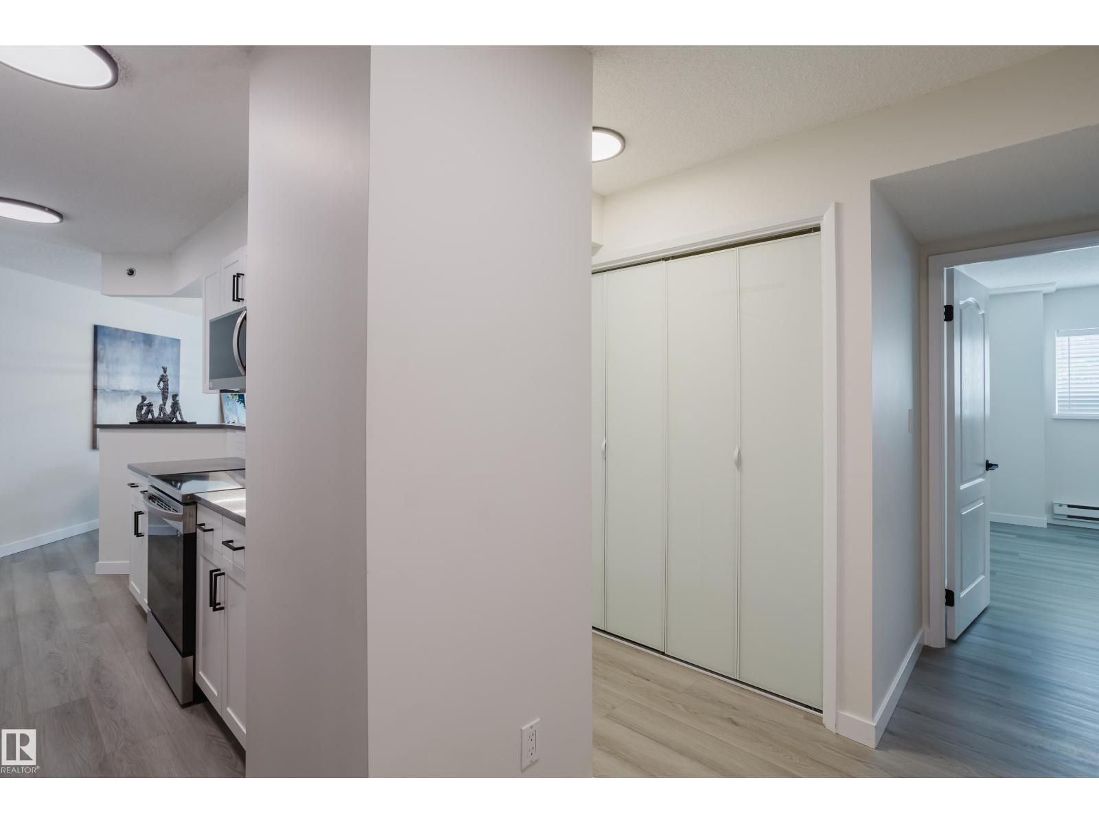 #304 10130 114 St Nw, Edmonton, Alberta  T5K 2S6 - Photo 18 - E4457635