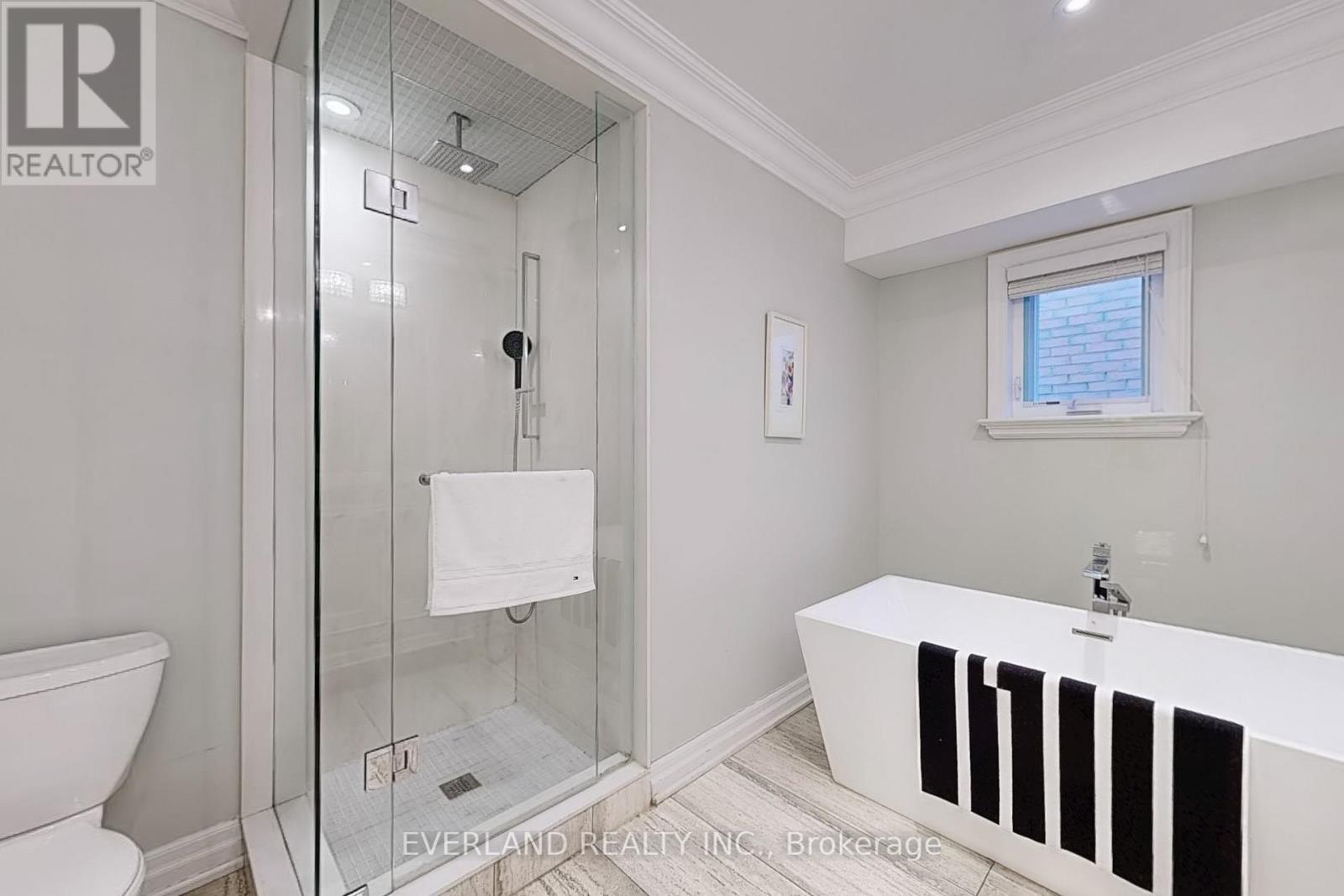 160b Finch Avenue E, Toronto, Ontario  M2N 4R9 - Photo 18 - C12401732