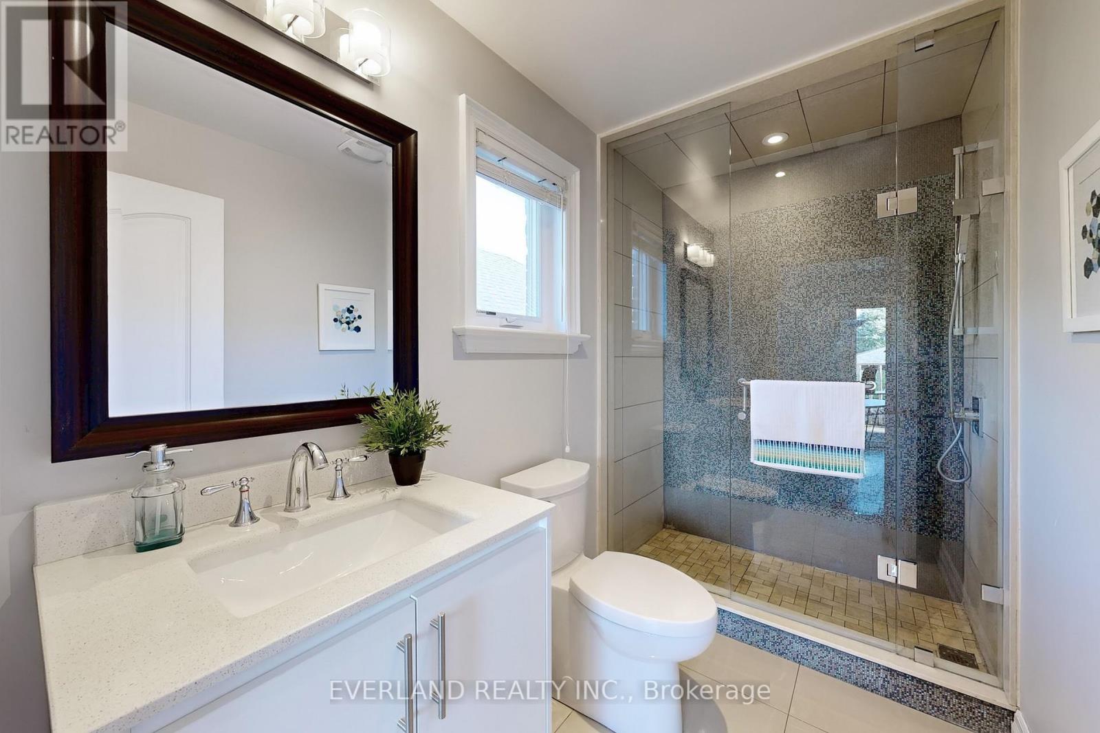 160b Finch Avenue E, Toronto, Ontario  M2N 4R9 - Photo 26 - C12401732