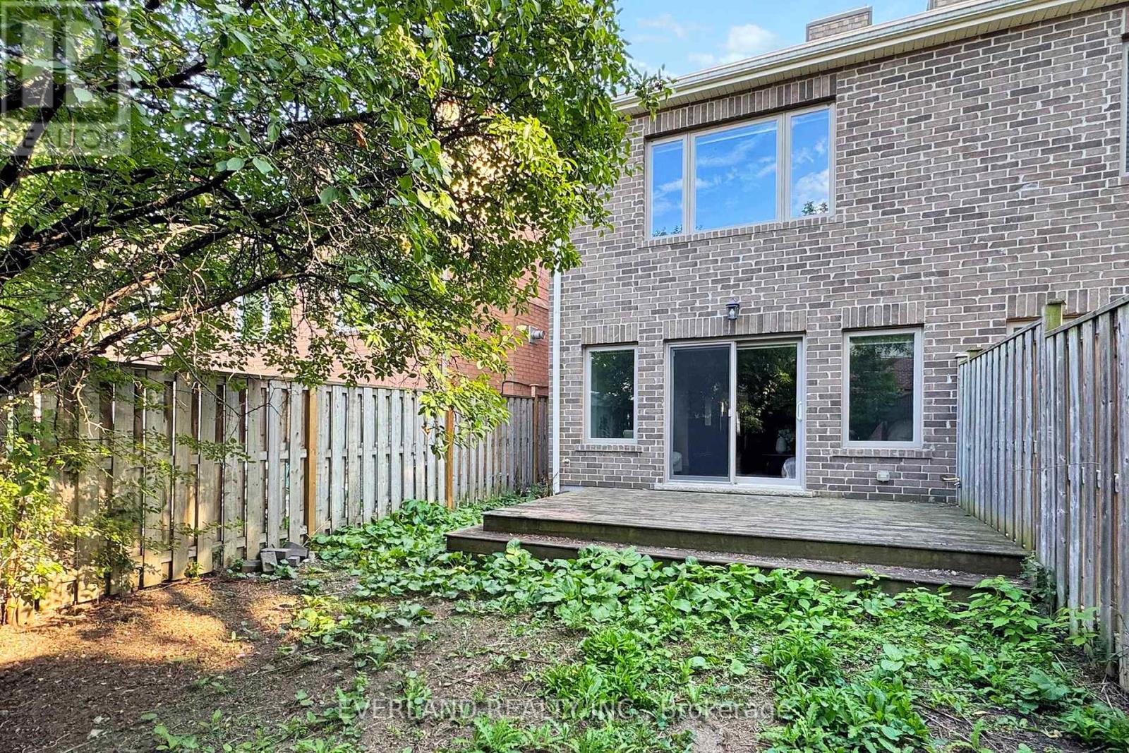 160b Finch Avenue E, Toronto, Ontario  M2N 4R9 - Photo 28 - C12401732