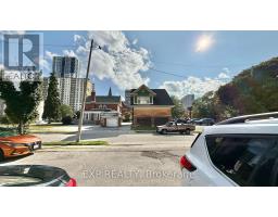 74 QUEEN STREET N, Kitchener, Ontario