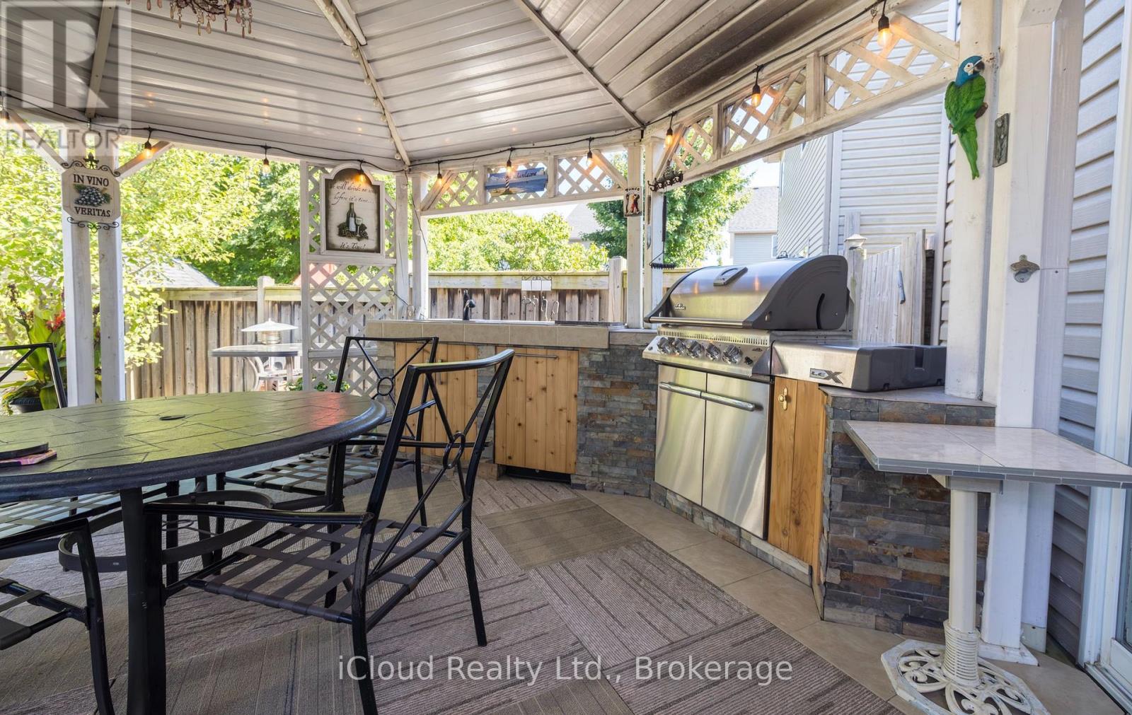 105 Hampson Crescent, Guelph/eramosa, Ontario  N0B 2K0 - Photo 41 - X12401739
