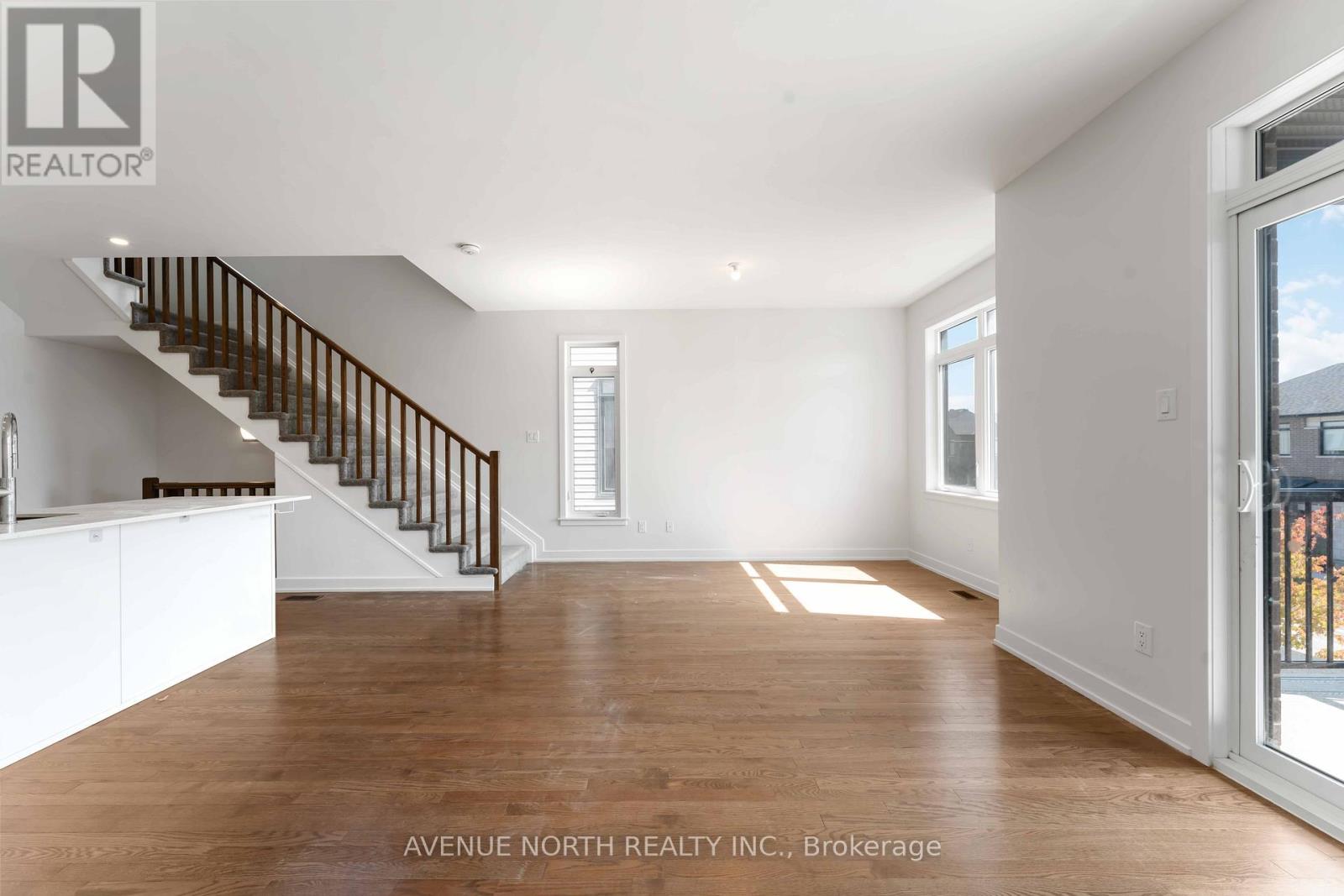 870 Anciano Crescent, Ottawa, Ontario  K2S 2R8 - Photo 13 - X12401759