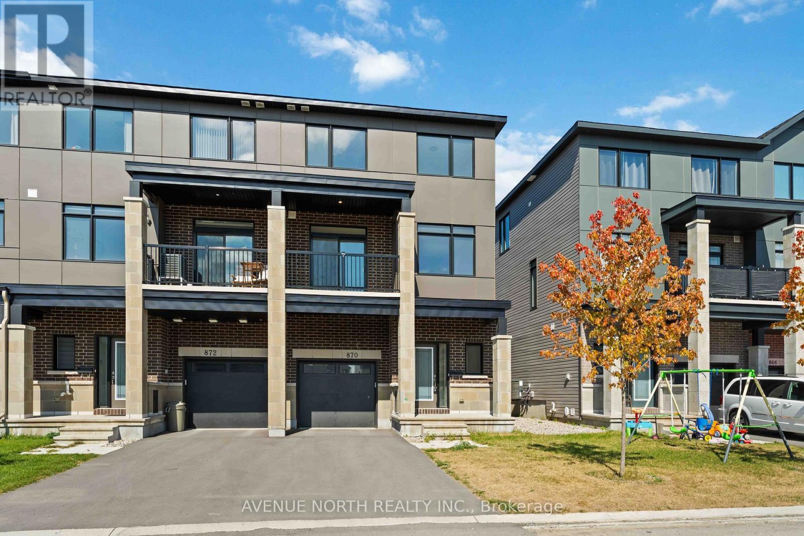 870 Anciano Crescent, Ottawa, Ontario  K2S 2R8 - Photo 2 - X12401759