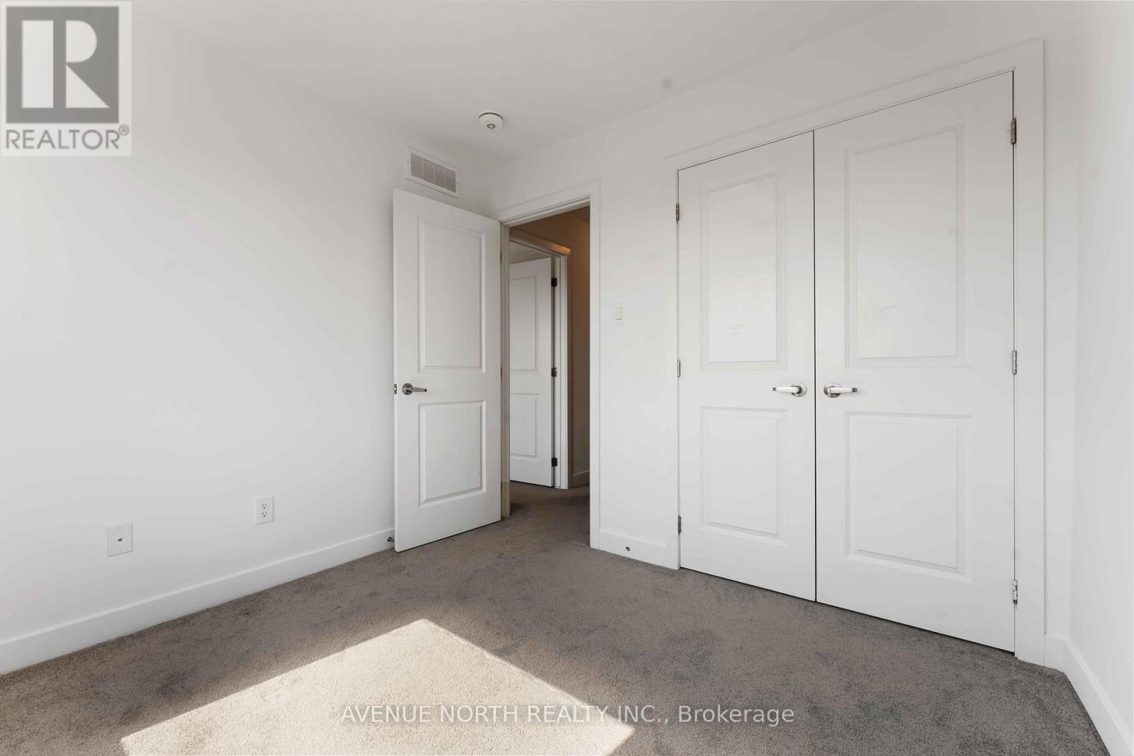 870 Anciano Crescent, Ottawa, Ontario  K2S 2R8 - Photo 22 - X12401759