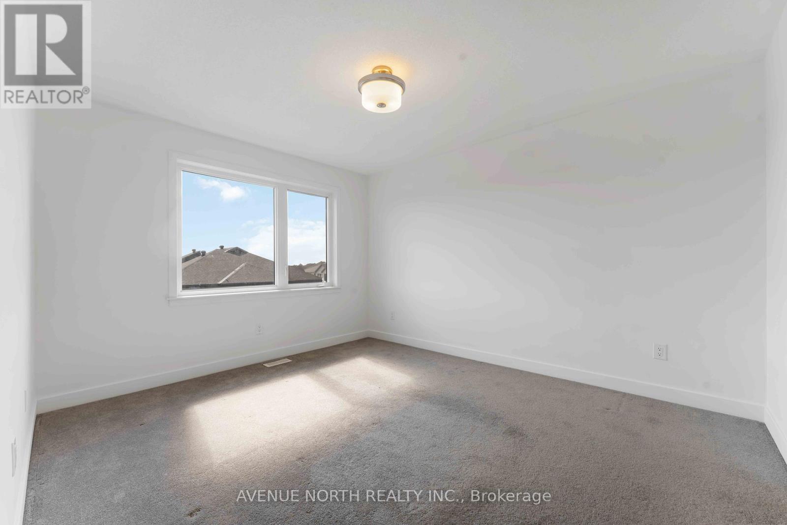 870 Anciano Crescent, Ottawa, Ontario  K2S 2R8 - Photo 23 - X12401759
