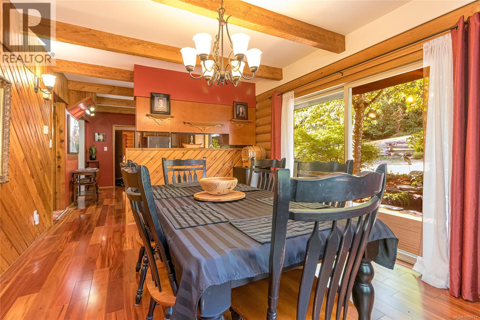 Property at 673 Western Acres Rd image 3
