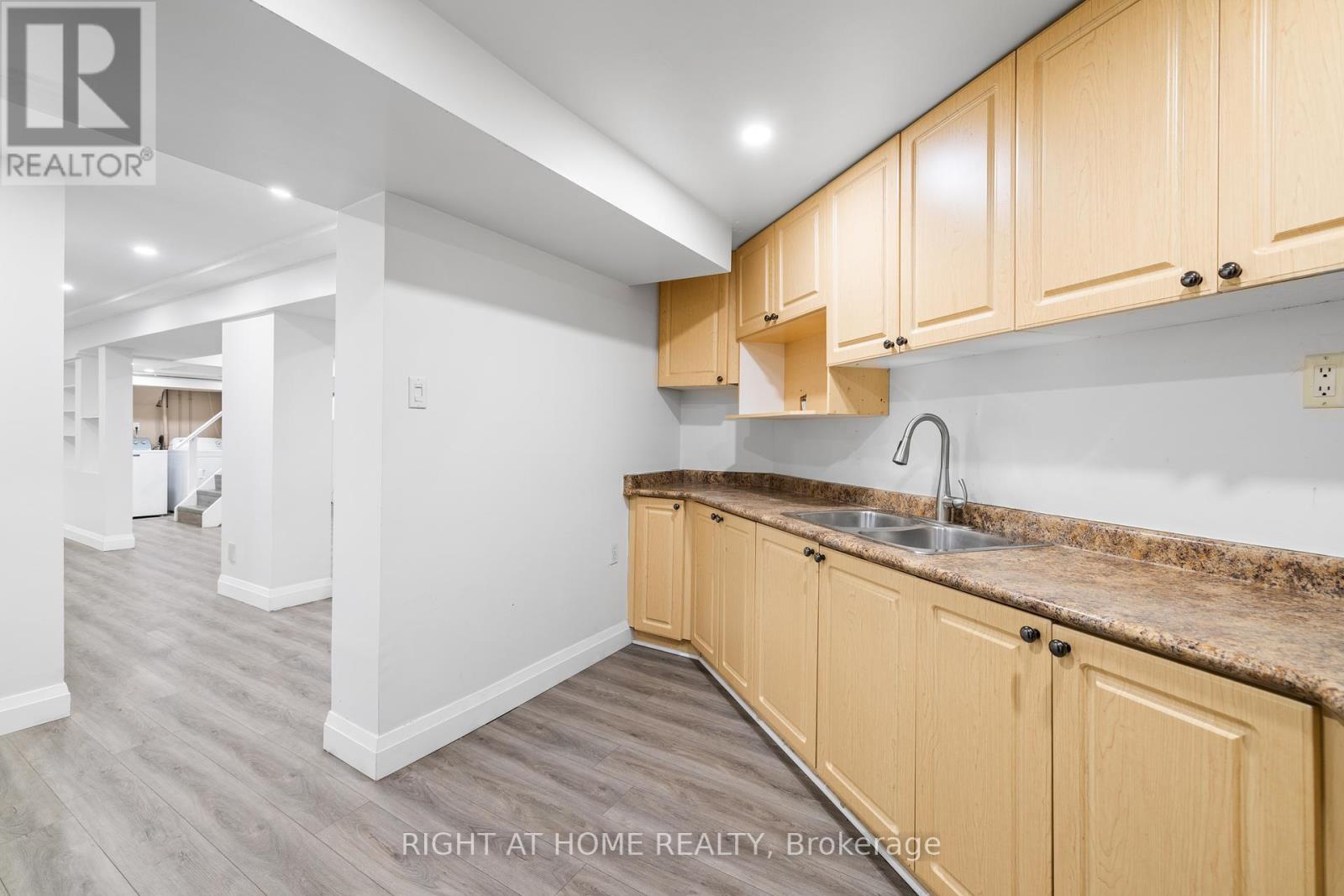 4469 Idlewilde Crescent, Mississauga, Ontario  L5M 4E8 - Photo 41 - W12401761