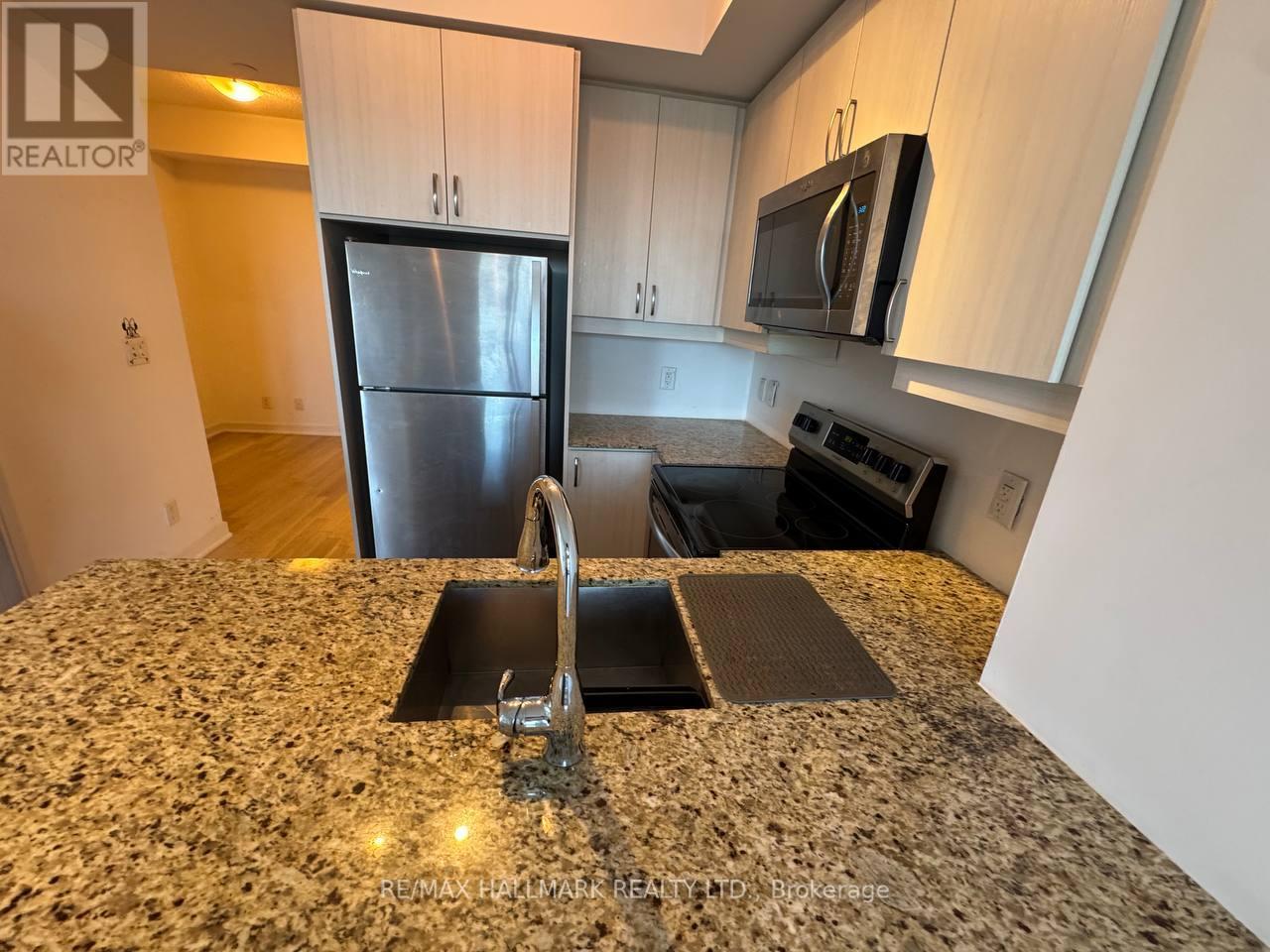1114 - 9205 Yonge Street, Richmond Hill, Ontario  L4C 6Z2 - Photo 12 - N12401762