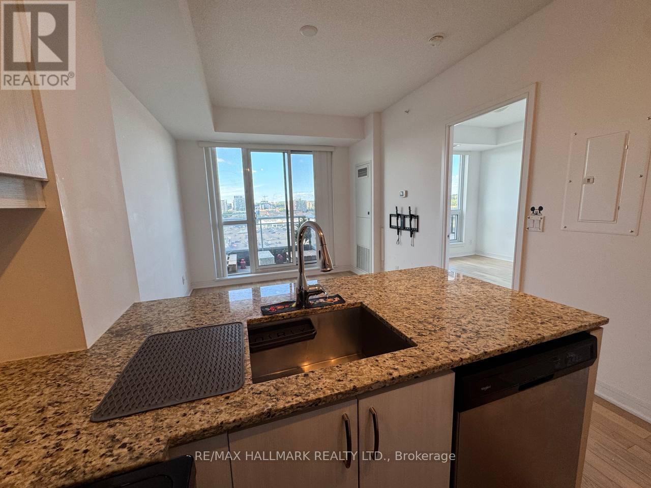 1114 - 9205 Yonge Street, Richmond Hill, Ontario  L4C 6Z2 - Photo 14 - N12401762