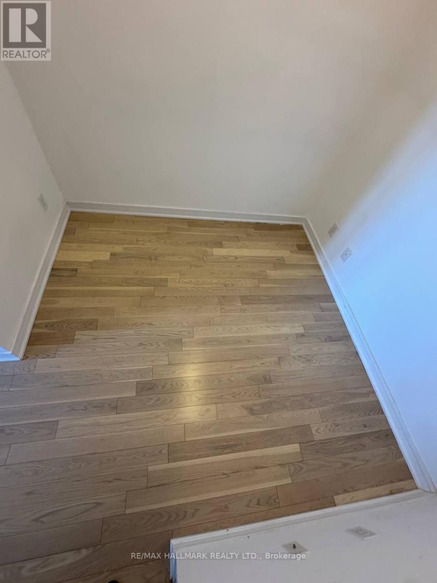 1114 - 9205 Yonge Street, Richmond Hill, Ontario  L4C 6Z2 - Photo 24 - N12401762