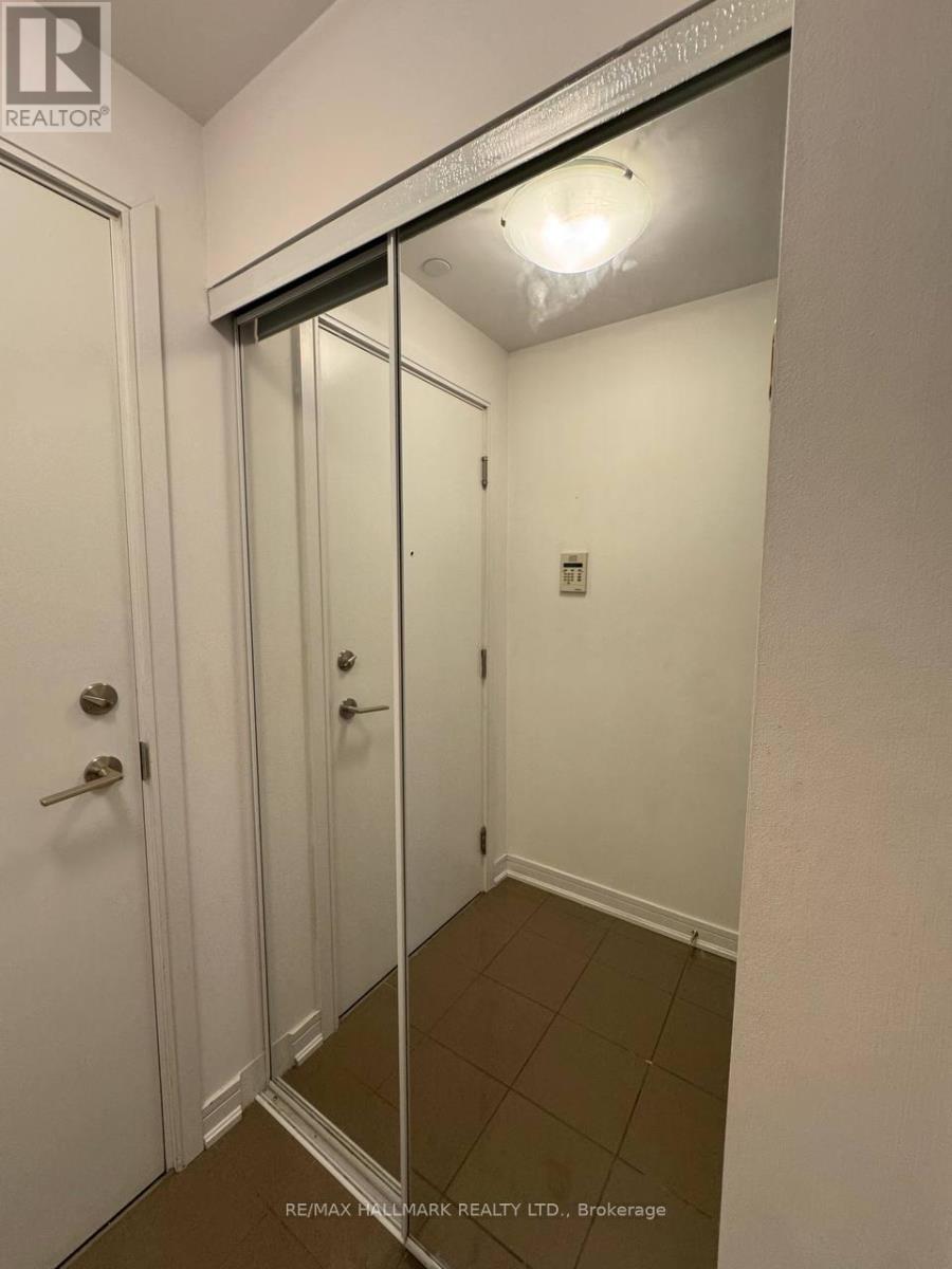 1114 - 9205 Yonge Street, Richmond Hill, Ontario  L4C 6Z2 - Photo 31 - N12401762
