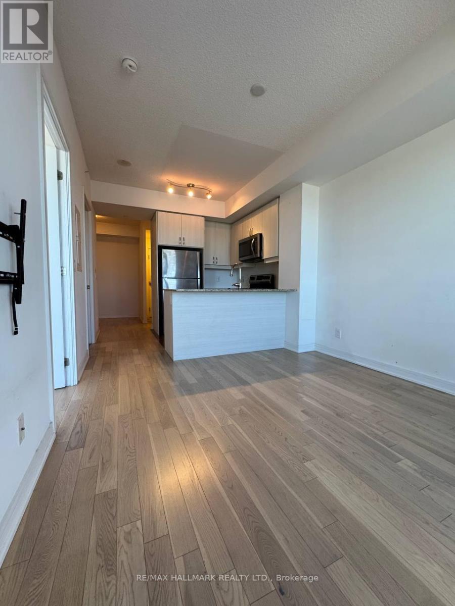 1114 - 9205 Yonge Street, Richmond Hill, Ontario  L4C 6Z2 - Photo 6 - N12401762