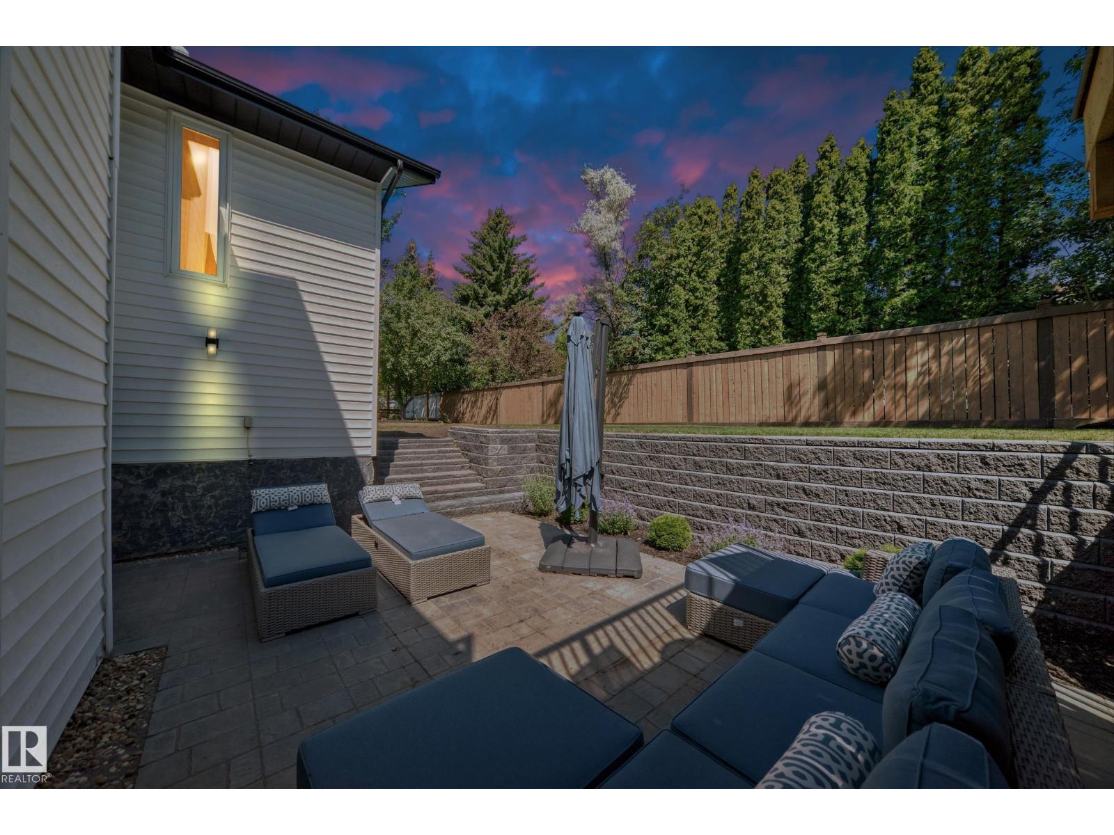 424 Butchart Dr Nw, Edmonton, Alberta  T6R 1R1 - Photo 3 - E4457650