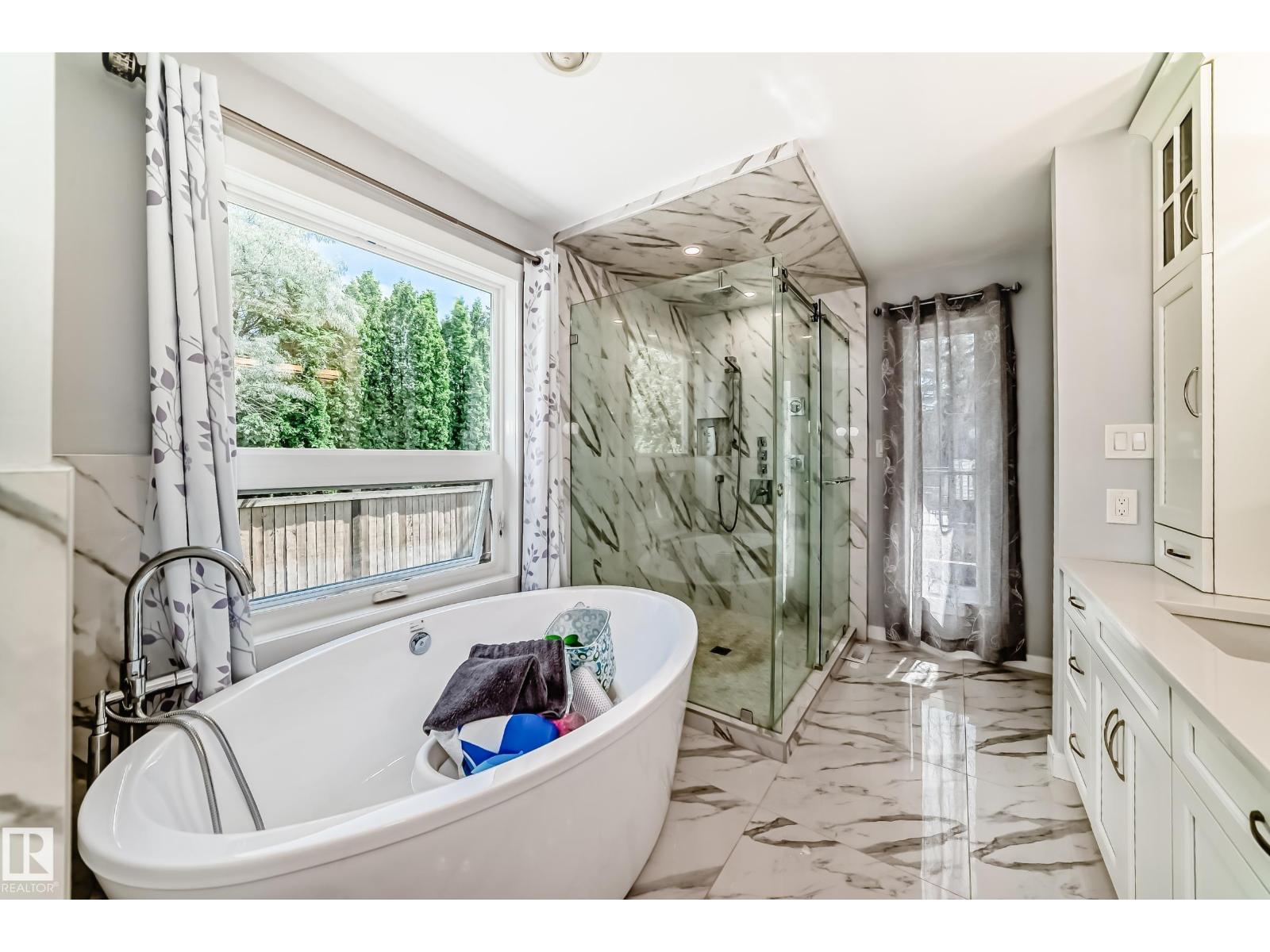 424 Butchart Dr Nw, Edmonton, Alberta  T6R 1R1 - Photo 32 - E4457650