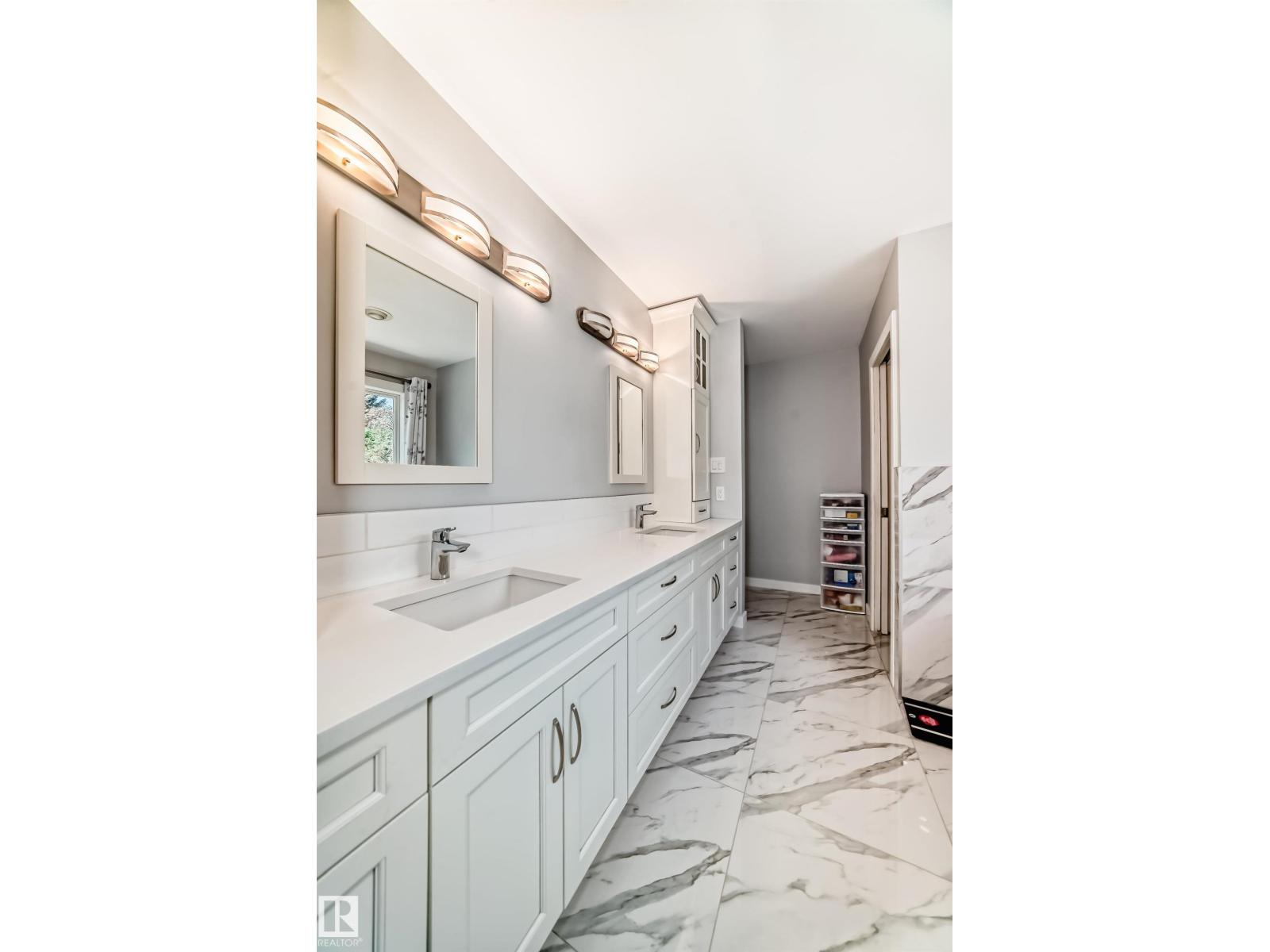 424 Butchart Dr Nw, Edmonton, Alberta  T6R 1R1 - Photo 35 - E4457650