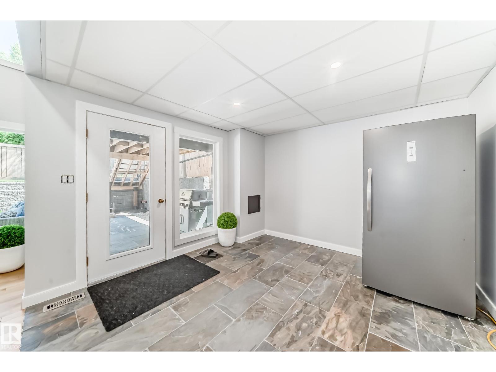424 Butchart Dr Nw, Edmonton, Alberta  T6R 1R1 - Photo 64 - E4457650