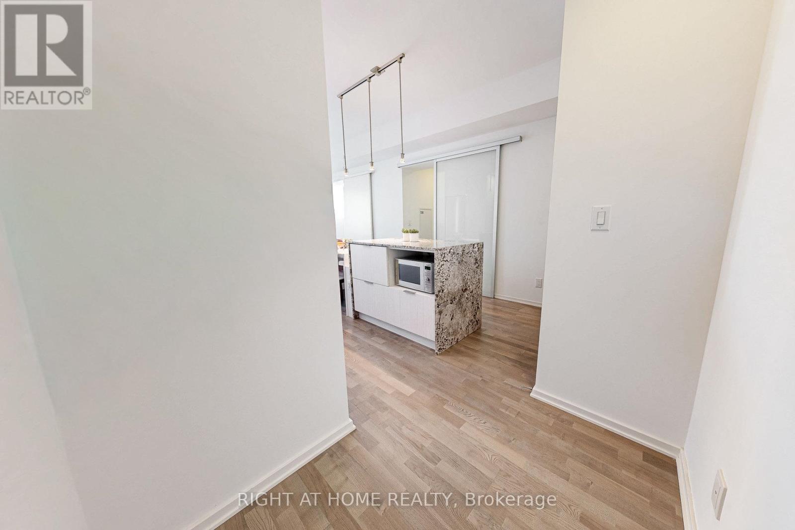 3312 - 1 Bloor Street E, Toronto (Church-Yonge Corridor), Ontario  M4W 0A8 - Photo 22 - C12401778