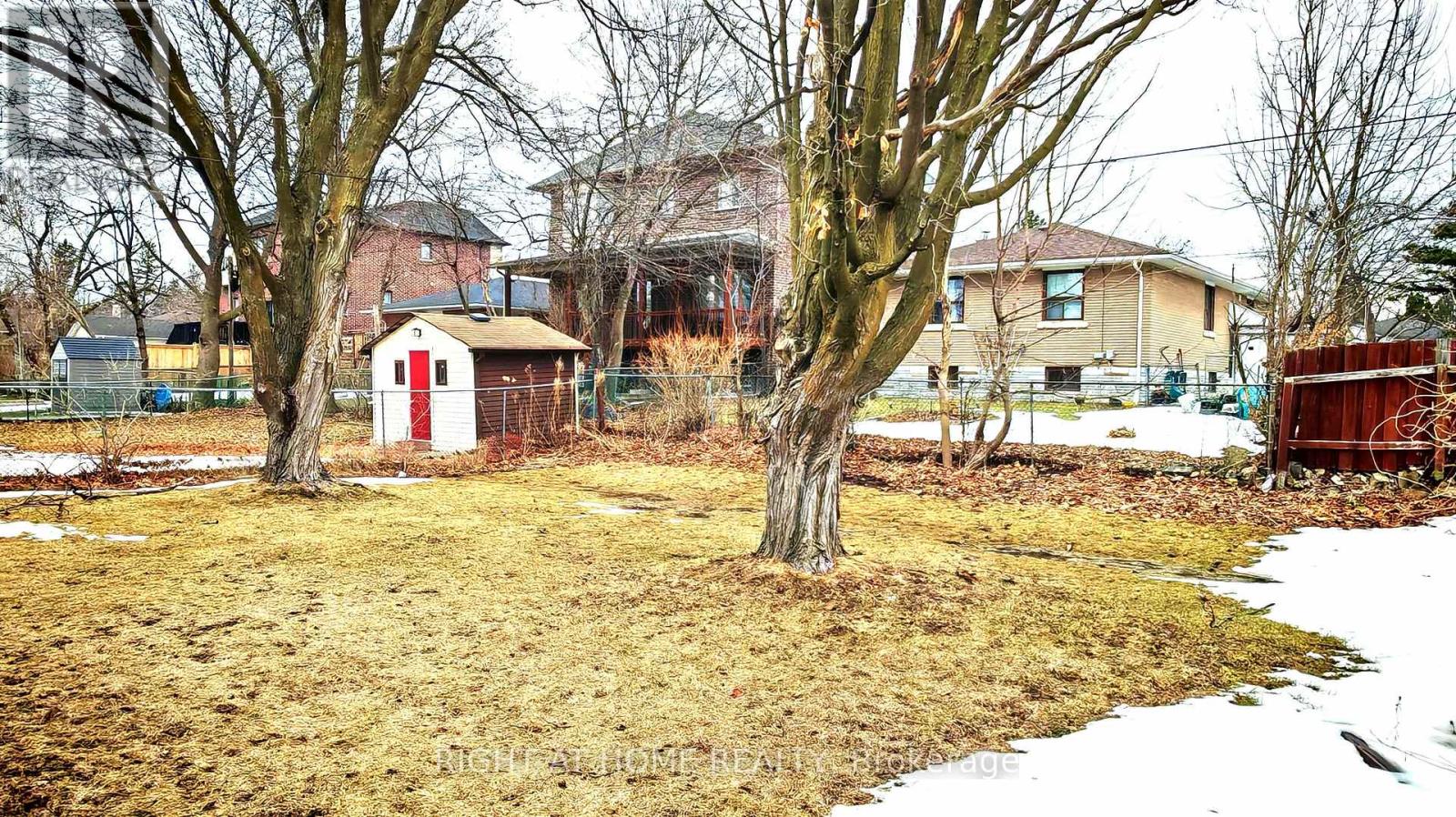 Basement - 27 Sussex Avenue, Richmond Hill, Ontario  L4C 2E5 - Photo 8 - N12401777