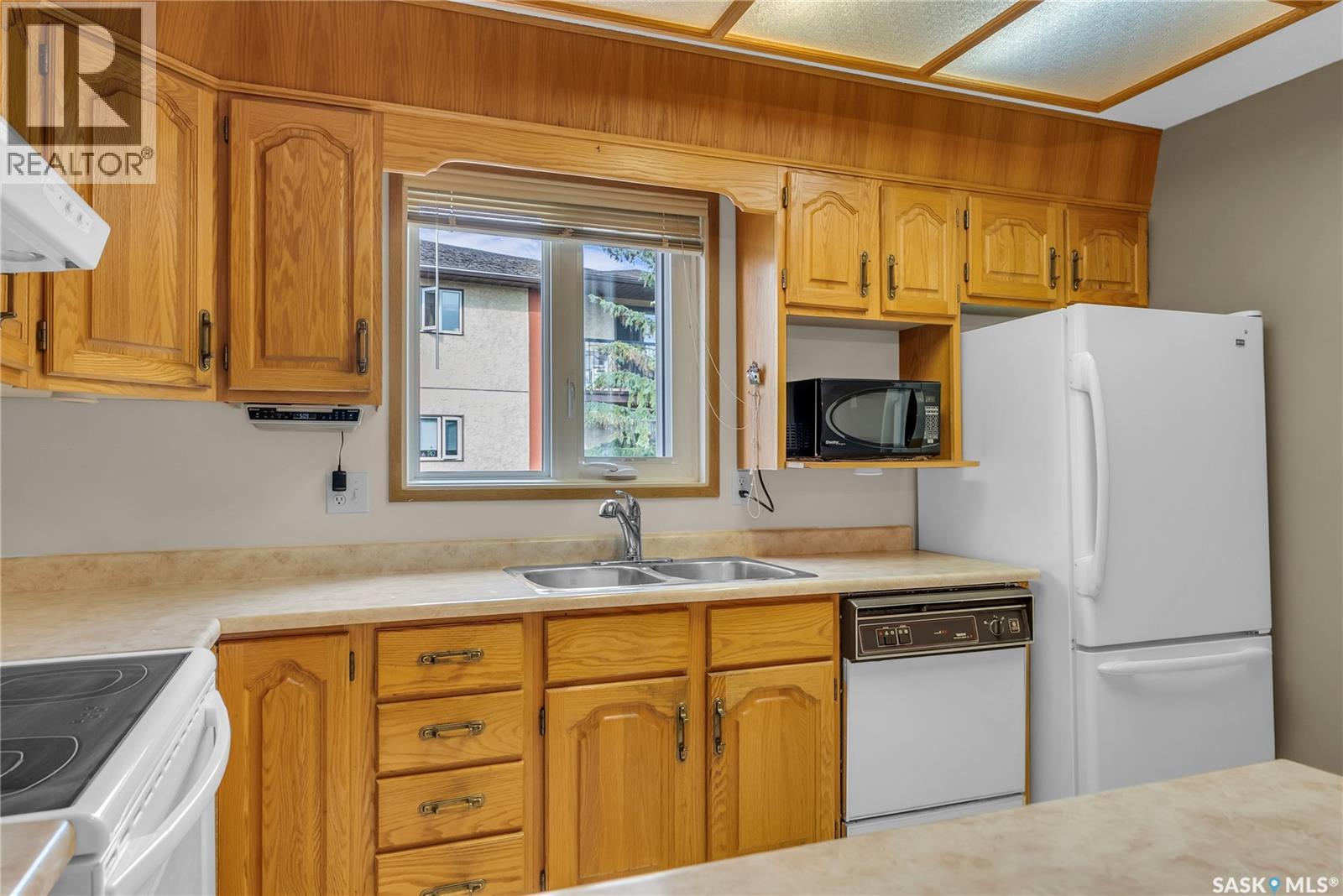 205 3140 Louise Street, Saskatoon, Saskatchewan  S7J 3L8 - Photo 11 - SK018237