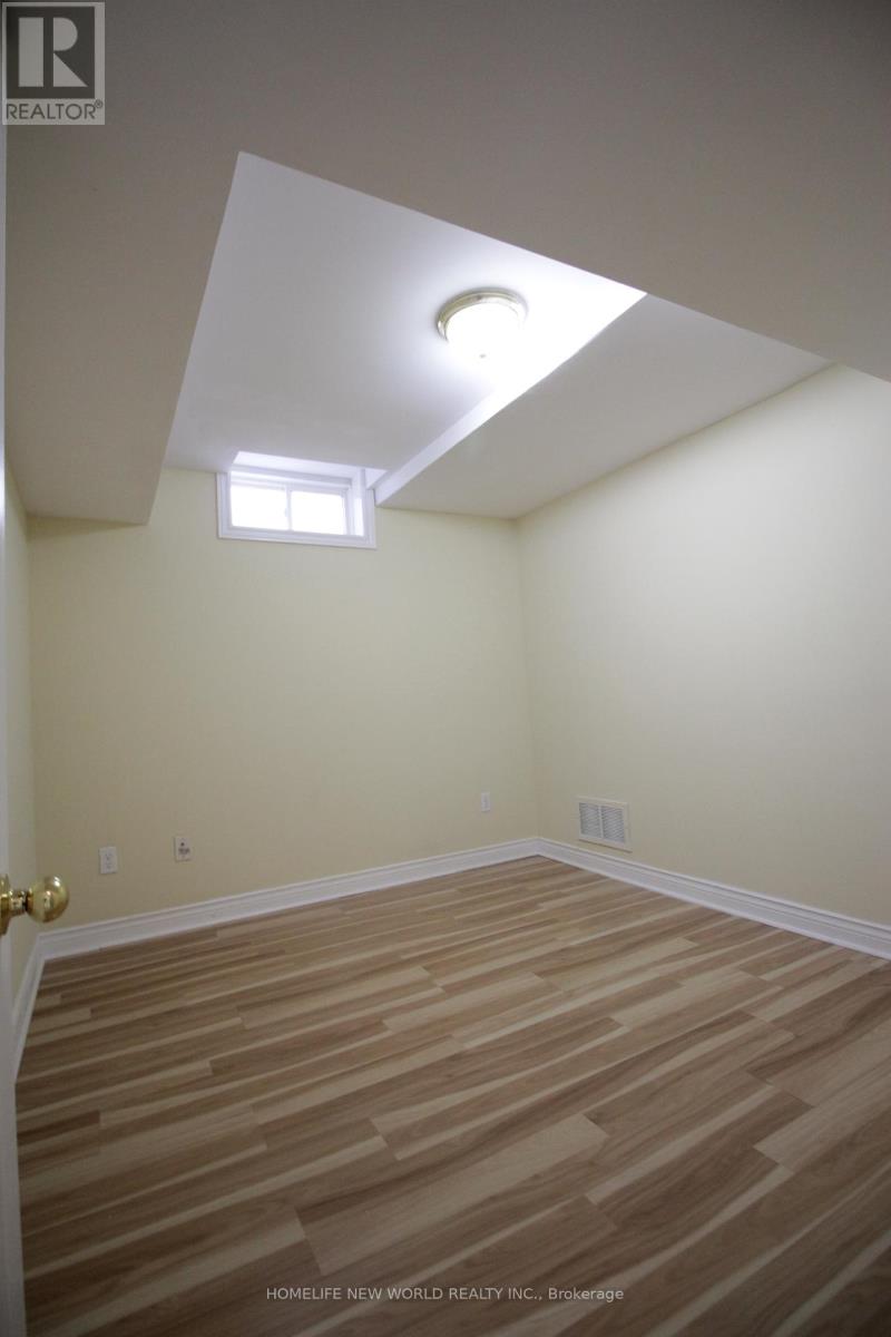 (Bsmt) - 62 Toporowski Avenue, Richmond Hill, Ontario  L4S 2H1 - Photo 11 - N12401786