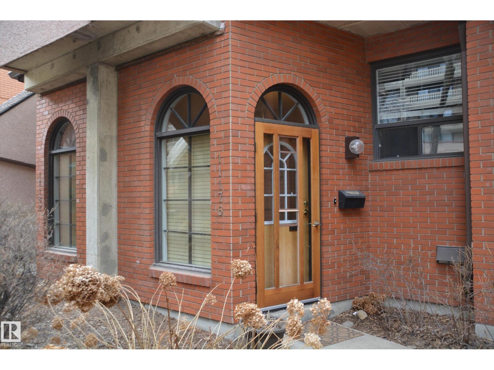 11176 83 Av Nw, Edmonton, Alberta  T6G 0V1 - Photo 3 - E4457649