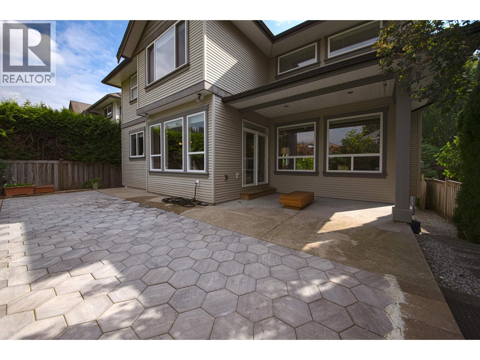 3301 Mctavish Court, Coquitlam, British Columbia  V3E 2Z7 - Photo 32 - R3047428